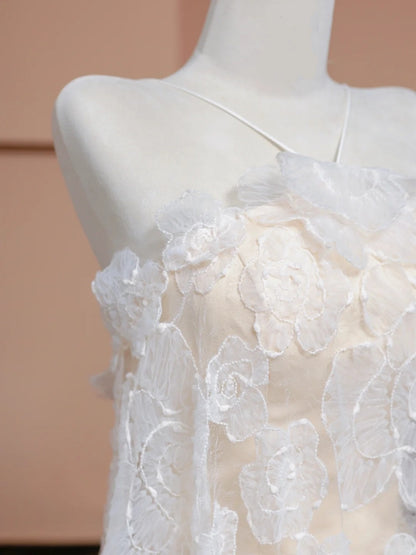 Fantastic A-Line Halter Neck Formal Dresses Lace Applique Prom Dress AP2306