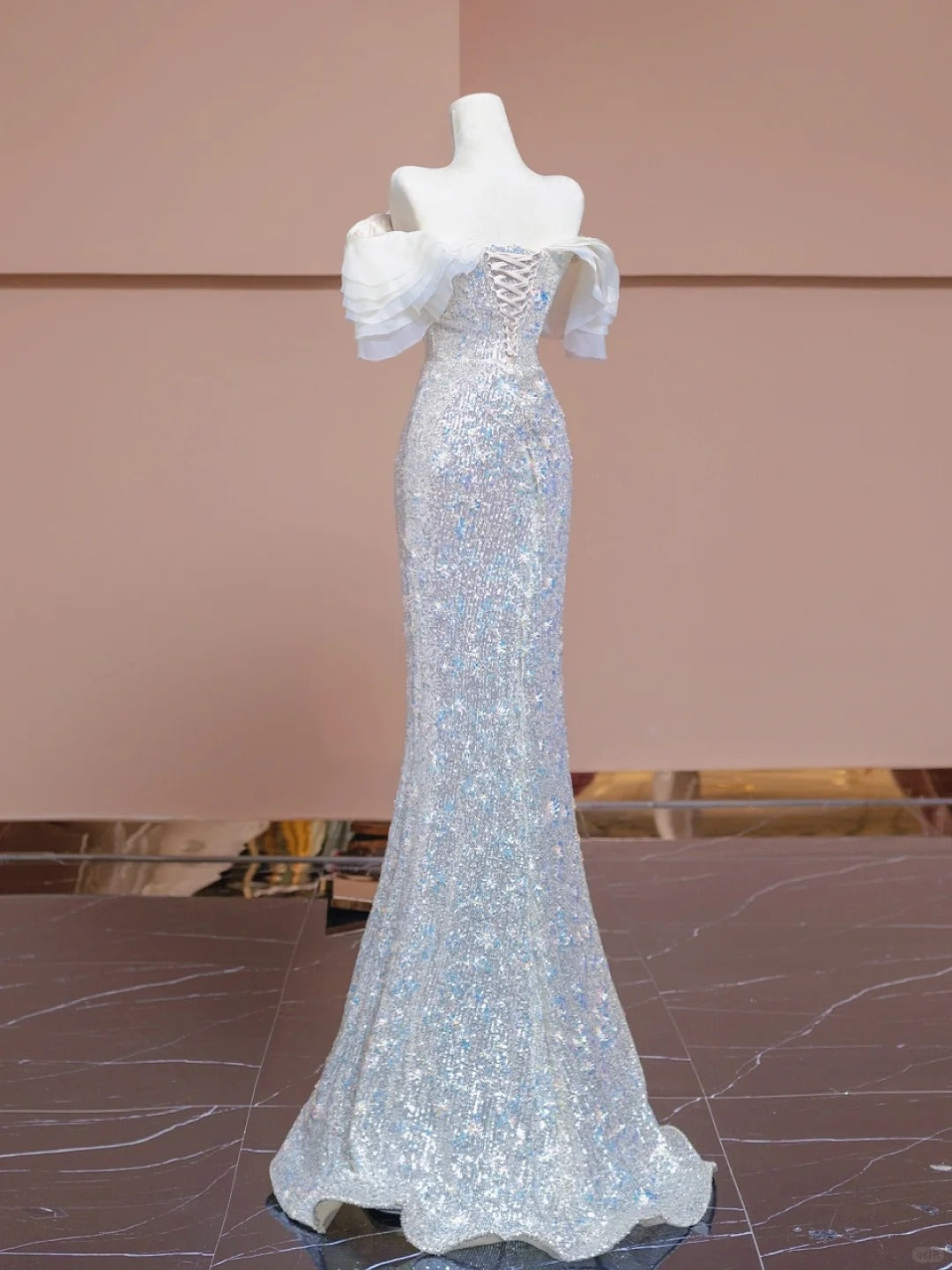 Charming Off-Shoulder Ruffled Mermaid Evening Gowns Floral Beading Sequins Prom Dress AP2308