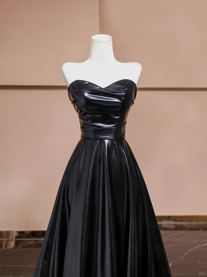 Sexy Strapless A-Line Evening Gowns Black Floor Length Prom Dress AP2315