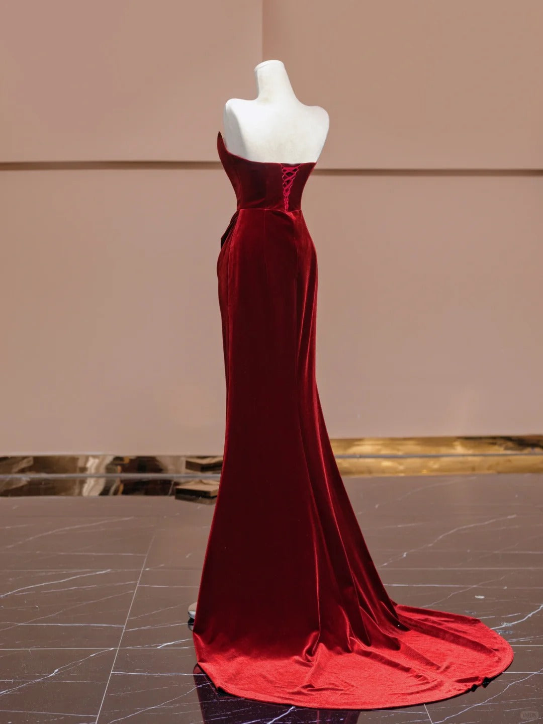 Charming Strapless Velvet Red Evening Gowns Mermaid Rhinestone Beading Prom Dress AP2316