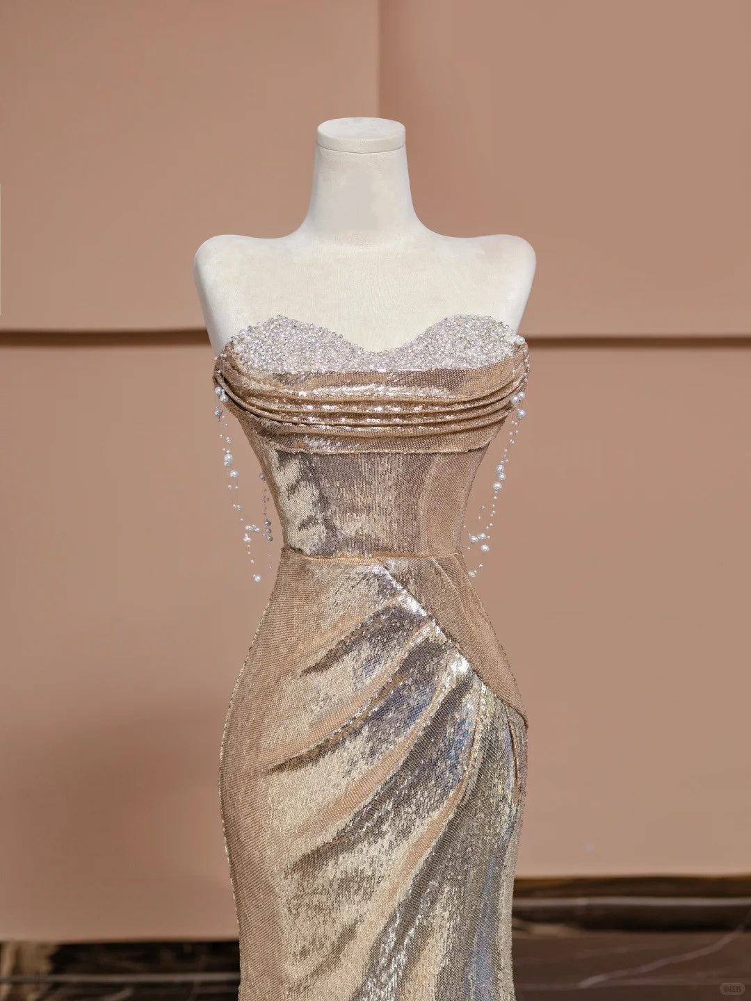 Vogue Mermaid Off-Shoulder Formal Dress Sequins Beading Prom Dress AP2320