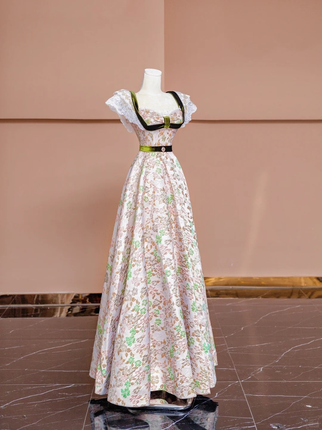 French Style A-Line Square Neck Formal Dresses Applique Lace Beading Rhinestone Prom Dress AP2323