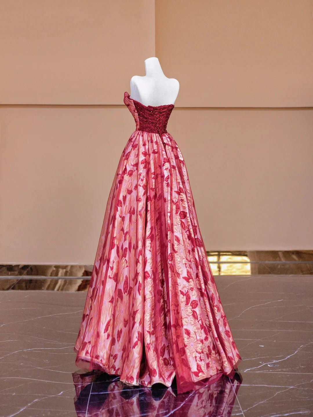 Charming A-Line Strapless Evening Gowns Sequins Floral Tulle Ruched Long Prom Dress AP2330