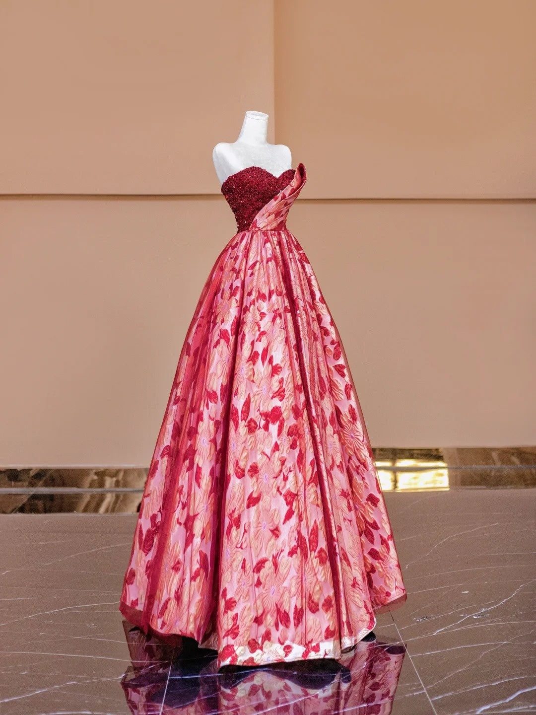 Charming A-Line Strapless Evening Gowns Sequins Floral Tulle Ruched Long Prom Dress AP2330