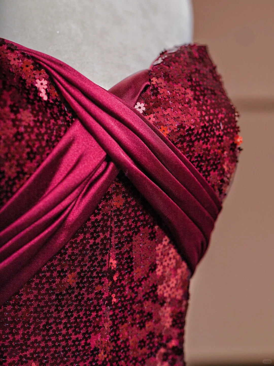 Simple A-Line Strapless Red Evening Gowns Sequins Long Prom Dress AP2333