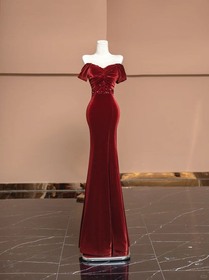 Red Off-Shoulder Formal Dress Elegant Velvet Mermaid Sequins Prom Dress AP2334