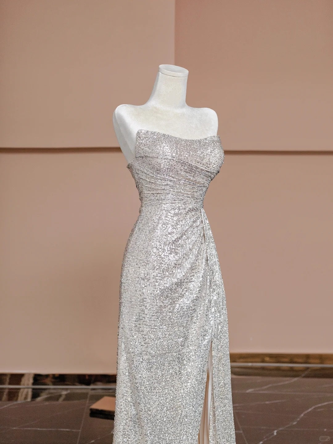 Exquisite Strapless Evening Gowns Mermaid Slit Sequins Prom Dress AP2335