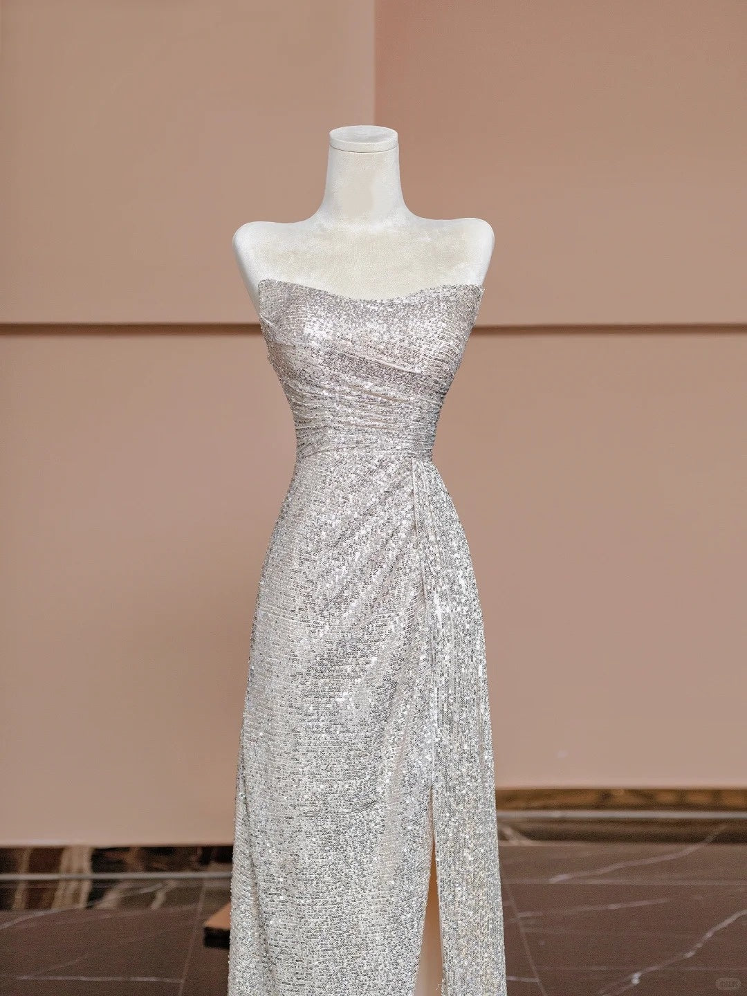 Exquisite Strapless Evening Gowns Mermaid Slit Sequins Prom Dress AP2335