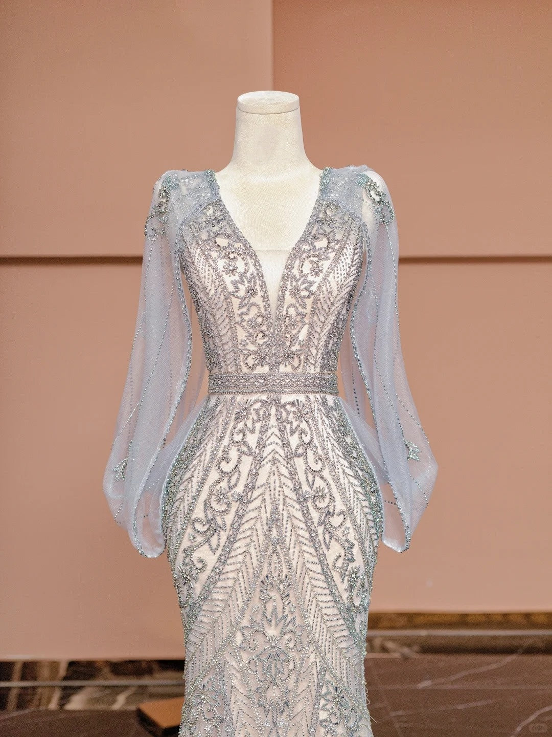 Exquisite V-Neck Mermaid Formal Dress Beading Tulle Prom Dress AP2346