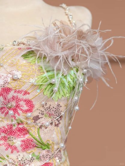 Romantic Spaghetti Strap A-Line Evening Gowns With Tulle Train Beading Sequins Applique Prom Dress AP2355