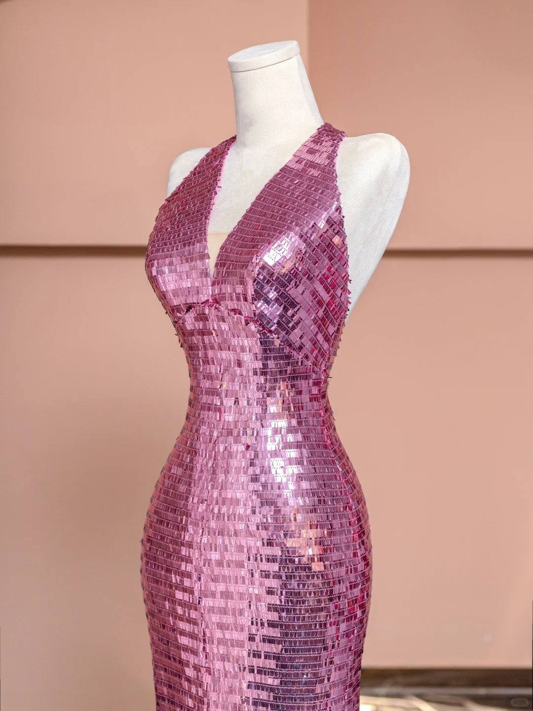 Alluring Halter Neck Evening Gowns With Slit Sequins Mermaid Backless Prom Dress AP2359