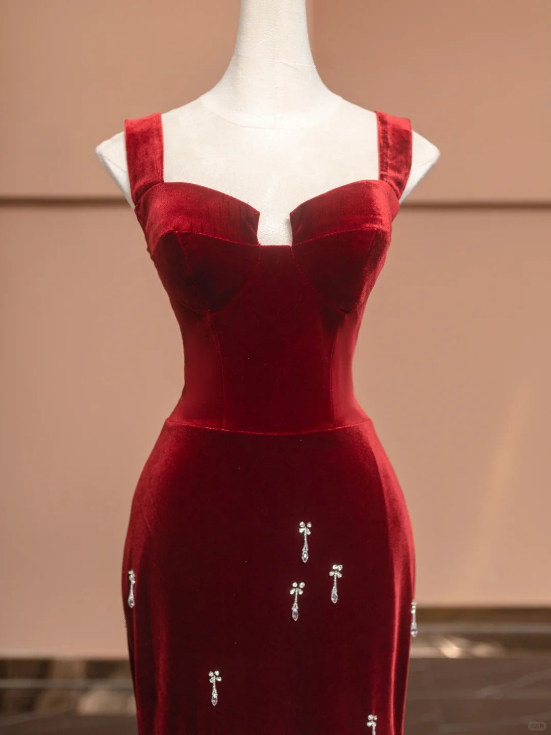 Vintage Square Neck Mermaid Formal Dresses Beading Crystals Red Velvet Prom Dress AP2361