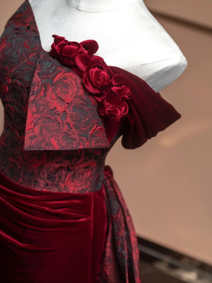 Elegant Strapless Sheath Evening Gowns Red Handmade Flowers Pleated Prom Dress AP2362