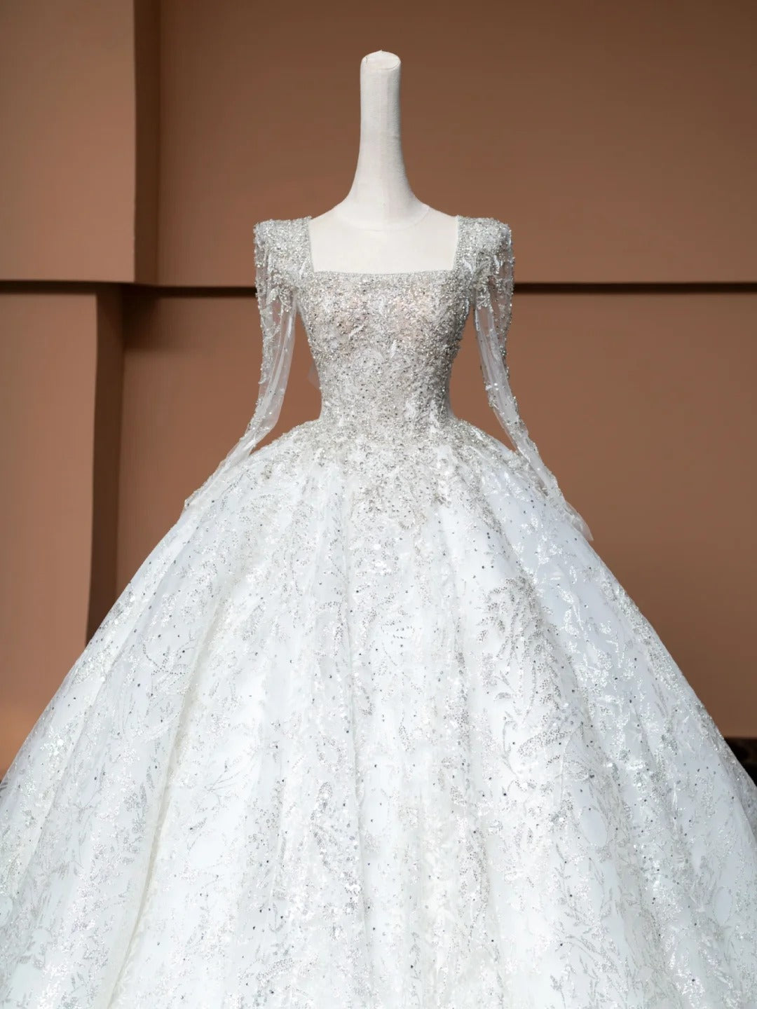 Glamorous Square Neck A-Line Bridal Gowns Tulle Sleeve Crystal Beading Wedding Dress AP2365