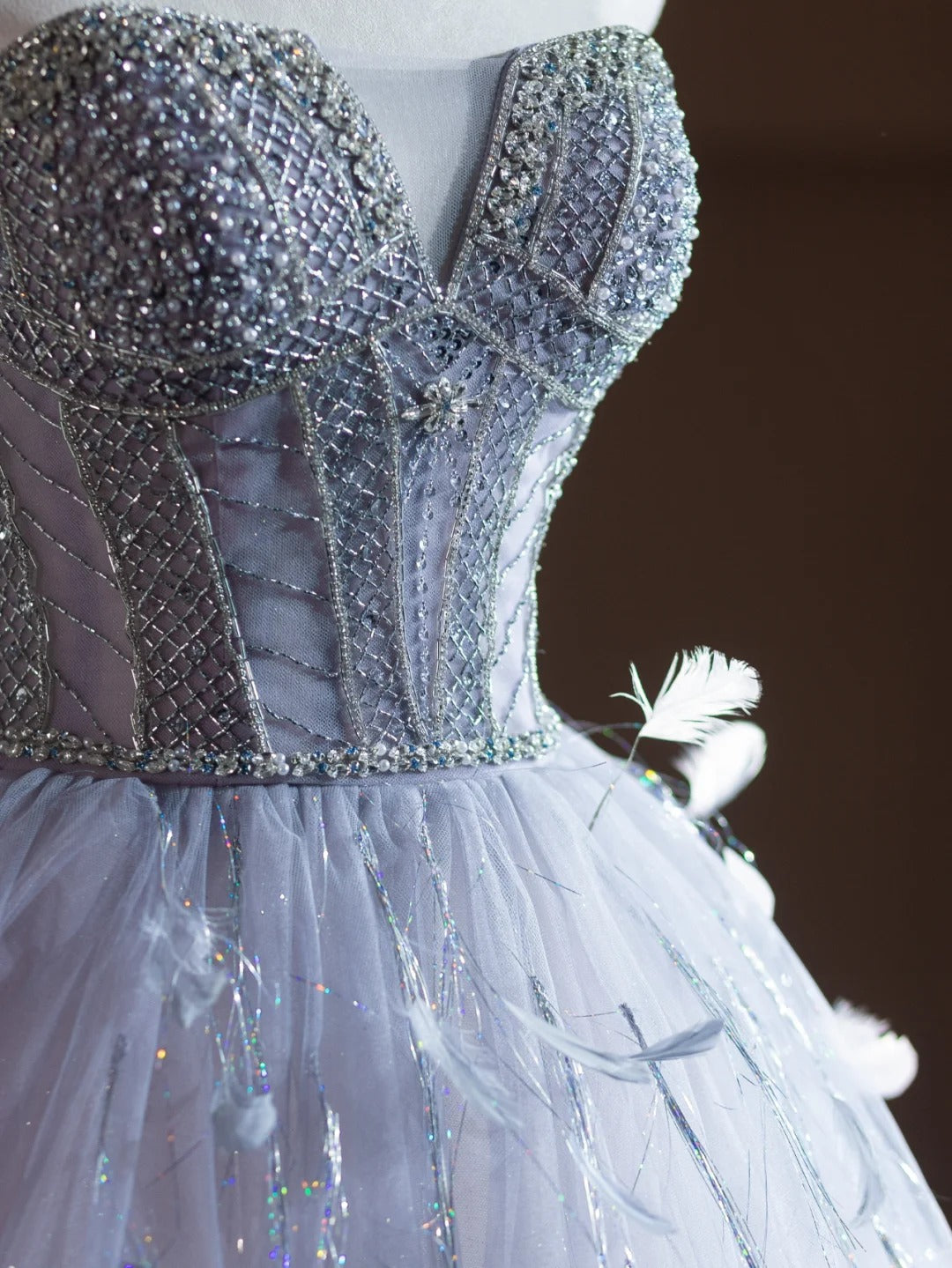 Fantastic A-Line Strapless Evening Gowns Beading Feather Tulle Prom Dress AP2372