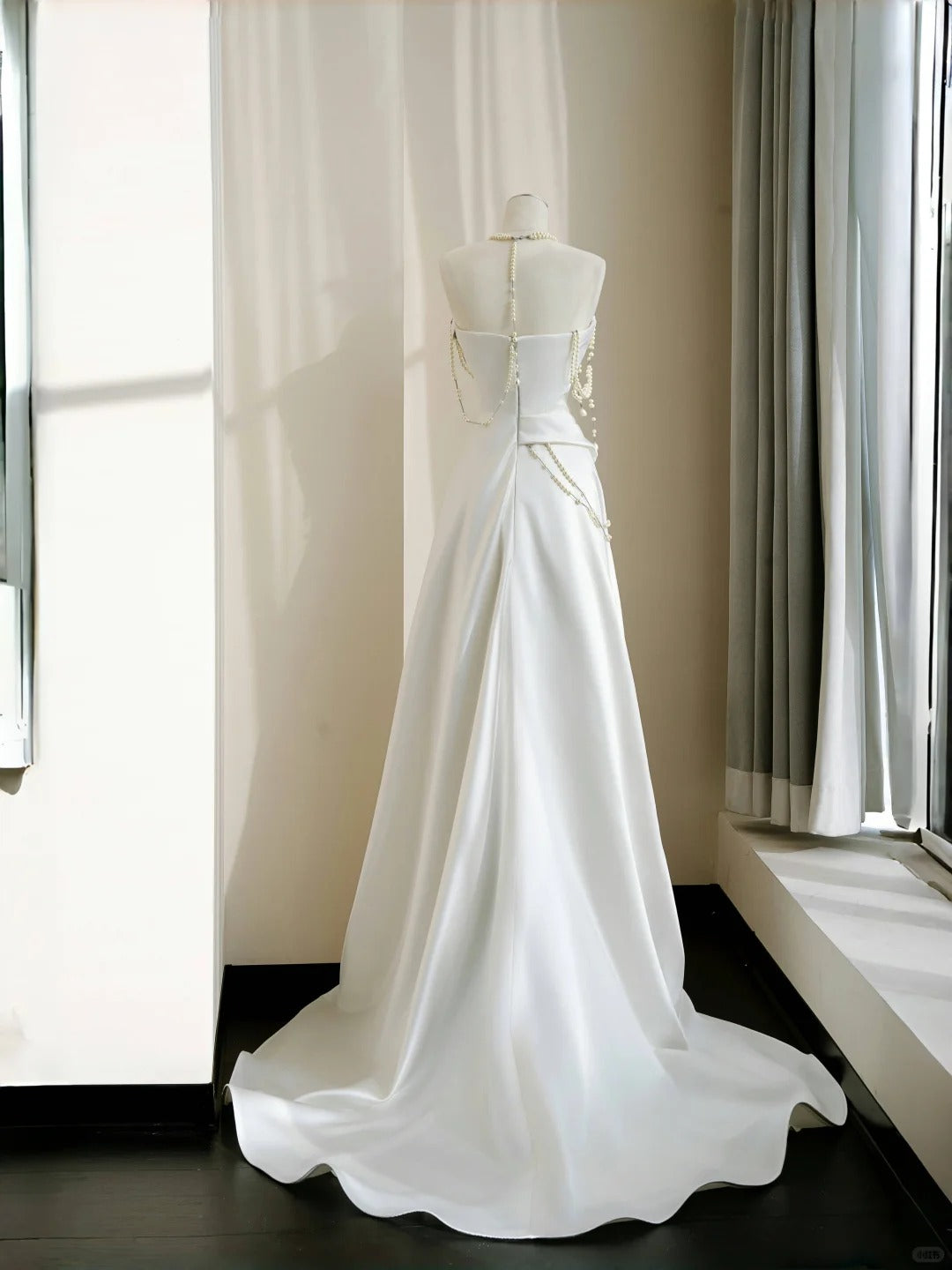Gorgeous Strapless A-Line Bridal Gowns Ruched Satin Bading Wedding Dress AP2388
