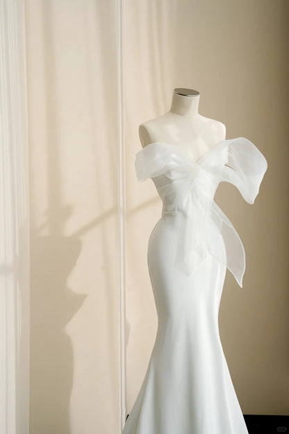 Vintage Strapless Bridal Gowns Mermaid Big Bow Tulle Satin Wedding Dress AP2390