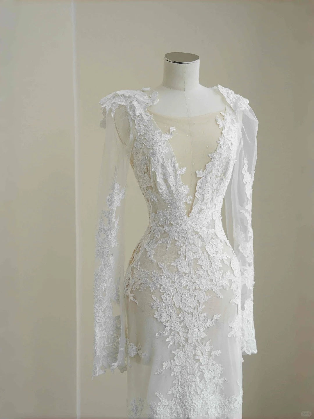 Novelty Illusion Neck Mermaid Bridal Gown Applique Beading Long Sleeve Wedding Dress AP2392