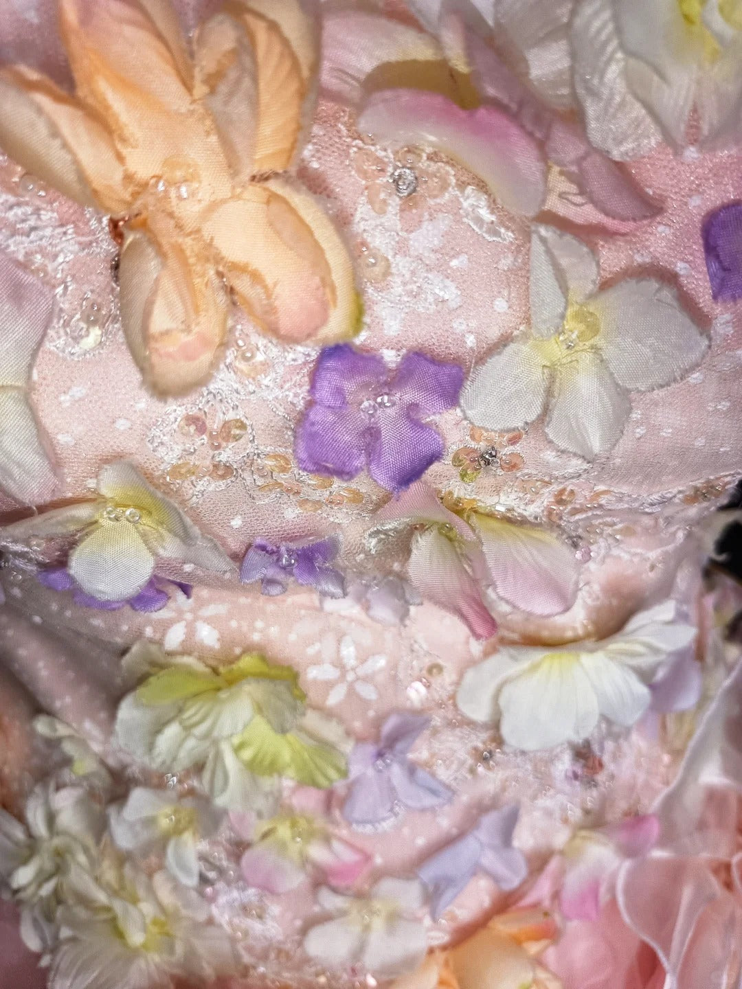 Glamorous Strapless A-Line Applique Evening Gowns Sequins Beading Handmade Flowers Prom Dress AP2405