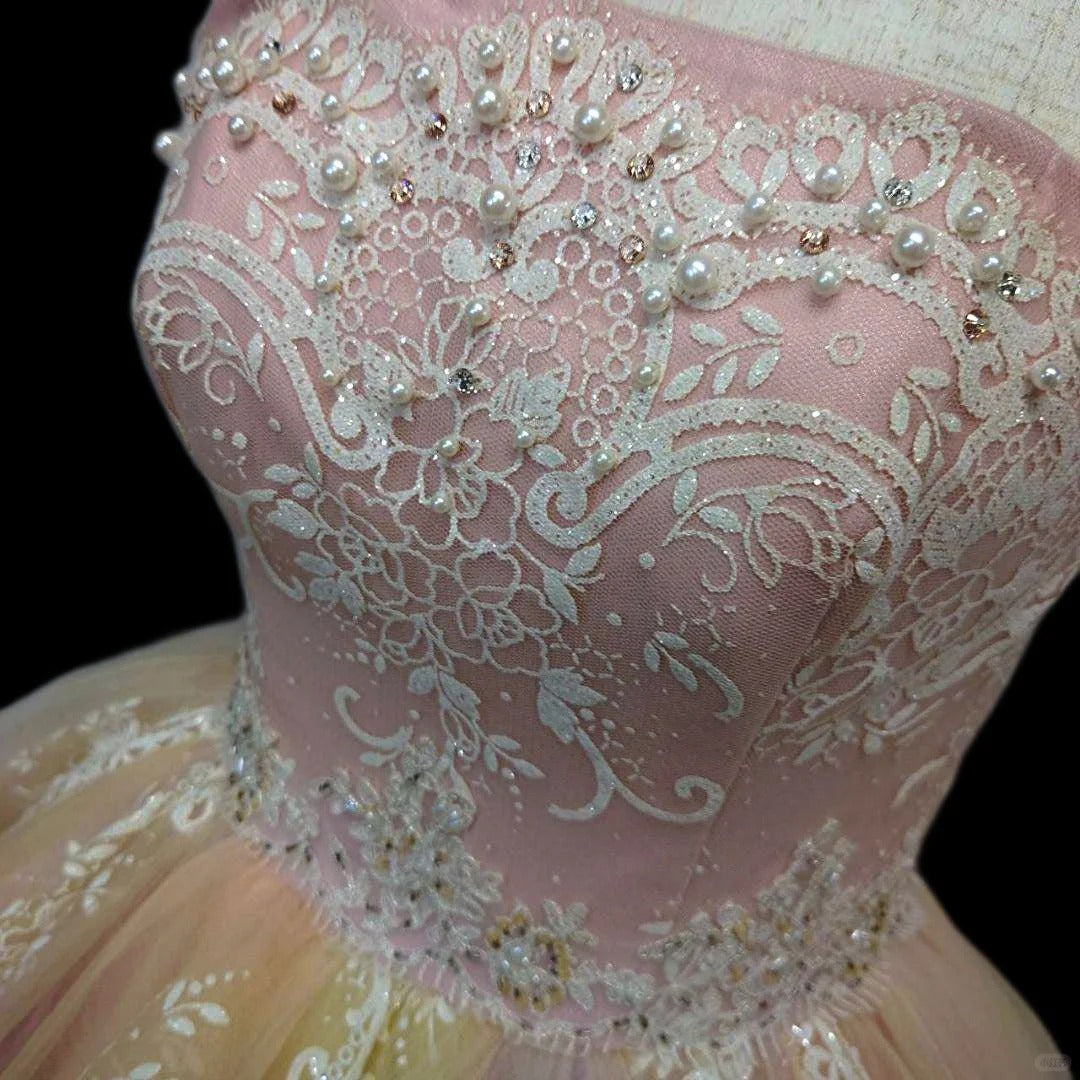 Vintage A-Line Strapless Evening Gowns Applique Crystals Beading Tiered Tulle Prom Dress AP2412