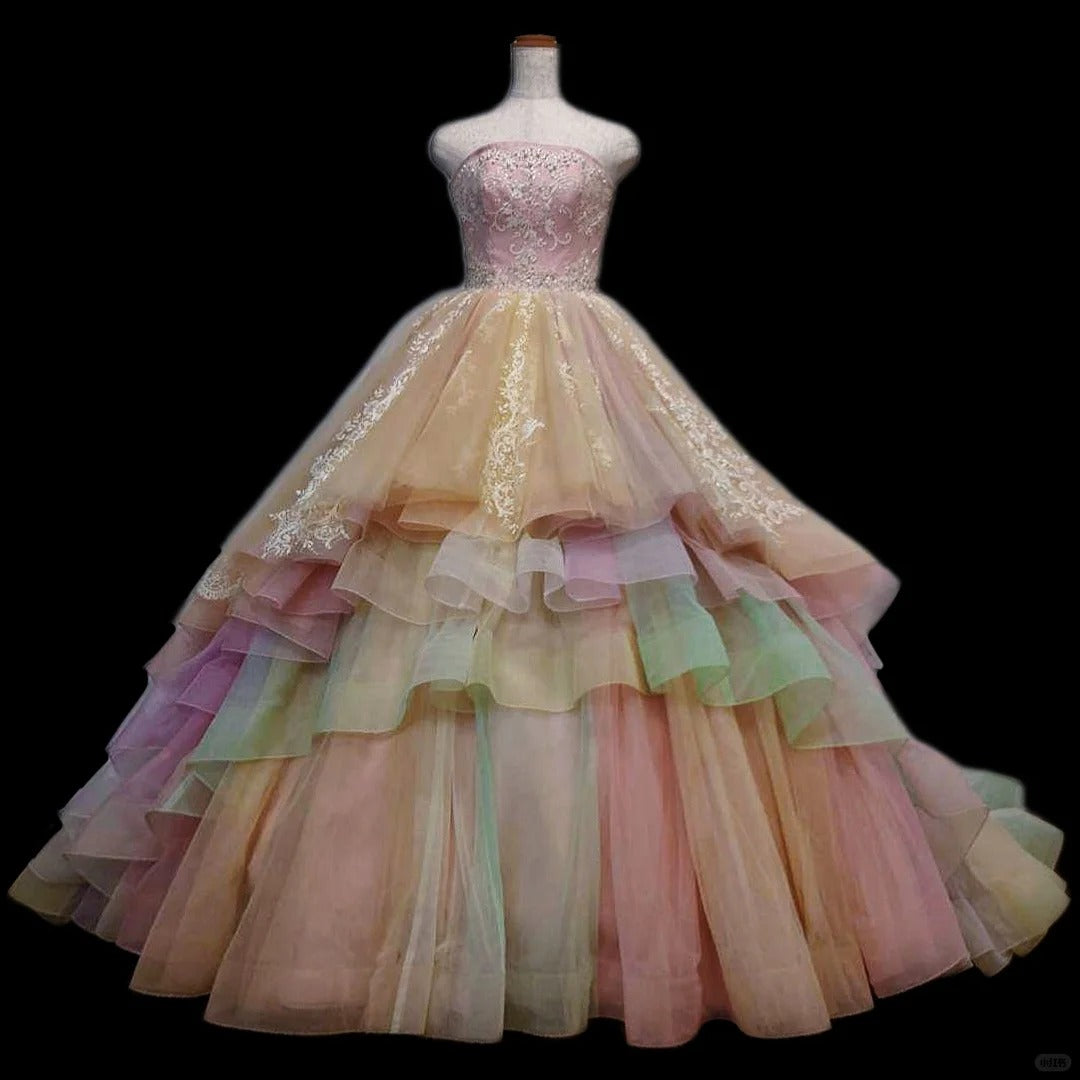 Vintage A-Line Strapless Evening Gowns Applique Crystals Beading Tiered Tulle Prom Dress AP2412