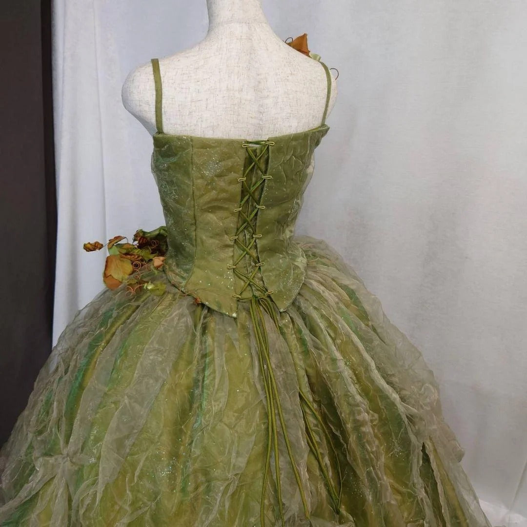 Stunning Spaghetti Strap A-Line Evening Gowns Sequins Handmade Flowers Ruched Tulle Prom Dress AP2423