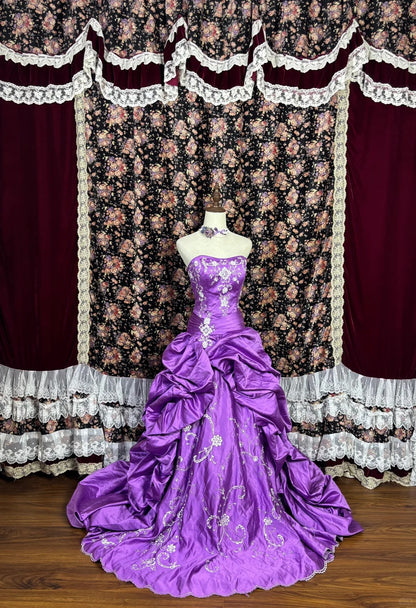 Purple Strapless A-Line Formal Dresses Sequins Appliques Pleated Prom Dress AP2427