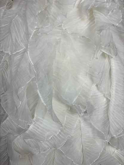 Unique Strapless A-Line Bridal Dresses Beading Handmade Flower Ruffled Tulle Wedding Dress AP2434