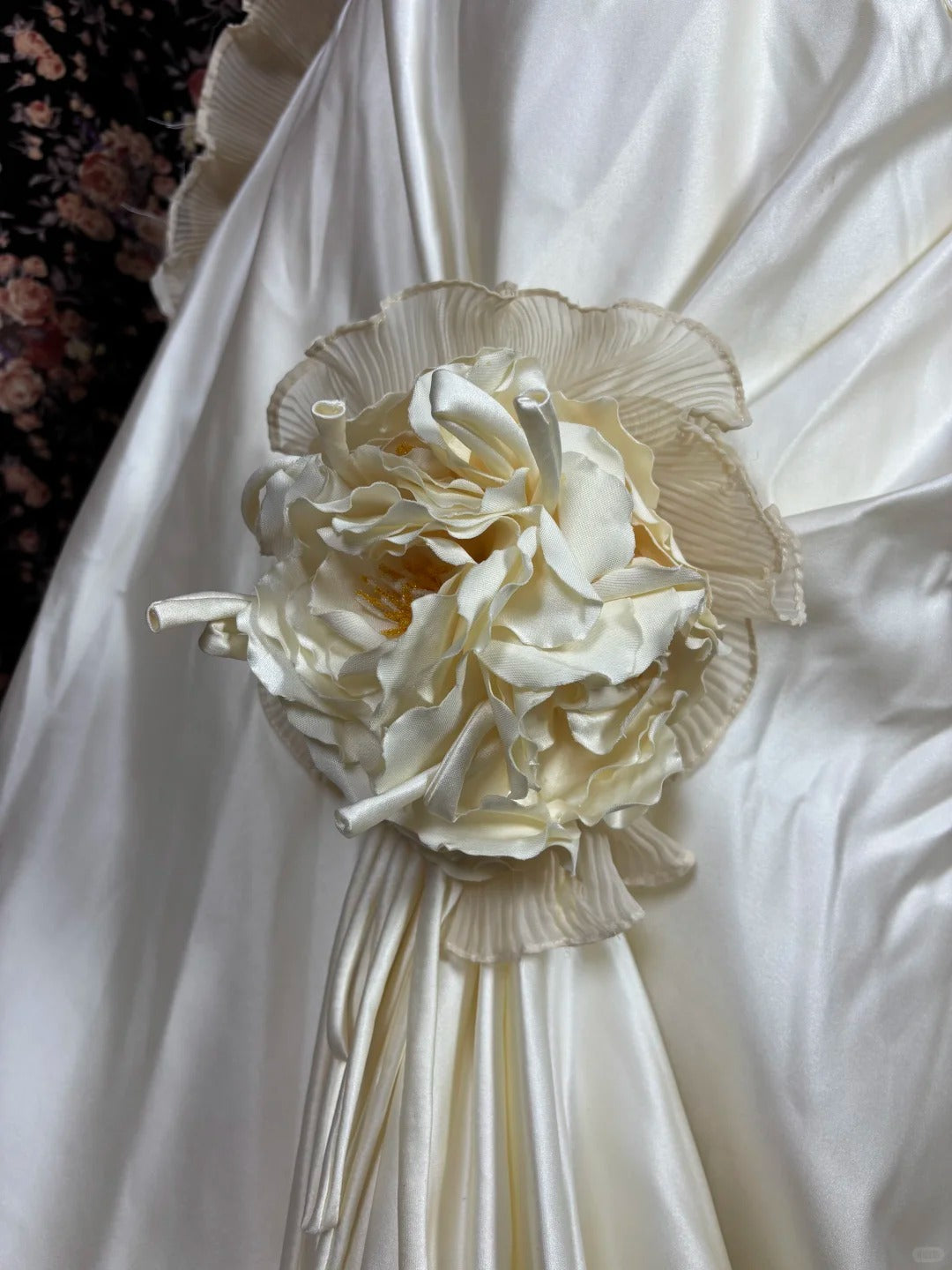 Vintage A-Line Sweetheart Neck Evening Gowns Sequins Beading Crystals Handmade Flowers Prom Dress AP2436