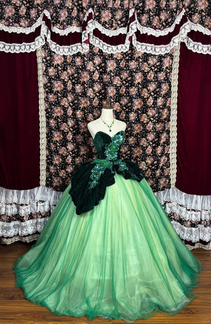 Dreamy Sweetheart Neck A-Line Formal Dresses Beaded Handmade Flowers Prom Dress AP2439