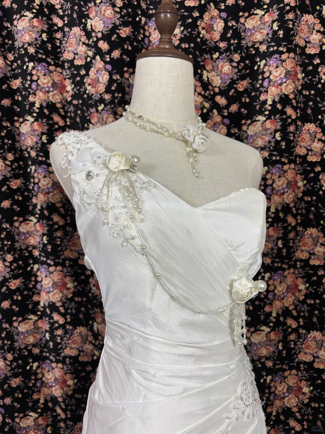 Classical One-Shoulder Mermaid Bridal Gowns Sequins Beading Rhinestone Applique Wedding Dress AP2443