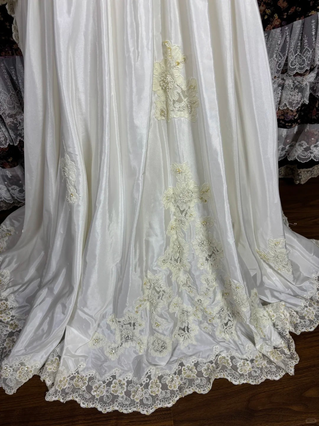 Gorgeous Off-Shoulder A-Line Formal Dresses Sequins Pearls Handmade Flowers Puffy Sleeve Long Prom Dress AP2446