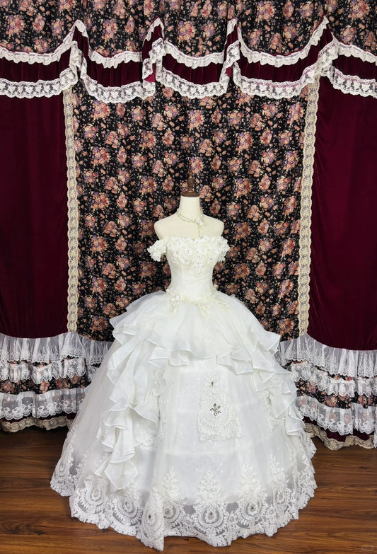 Luxurious A-Line Bridal Gowns Off-Shoulder Sequins Beaded Appliques Ruffled Wedding Dress AP2453