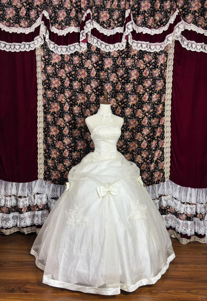 Fantastic A-Line Strapless Bridal Dresses Bow Tulle Beaded Wedding Dress AP2459