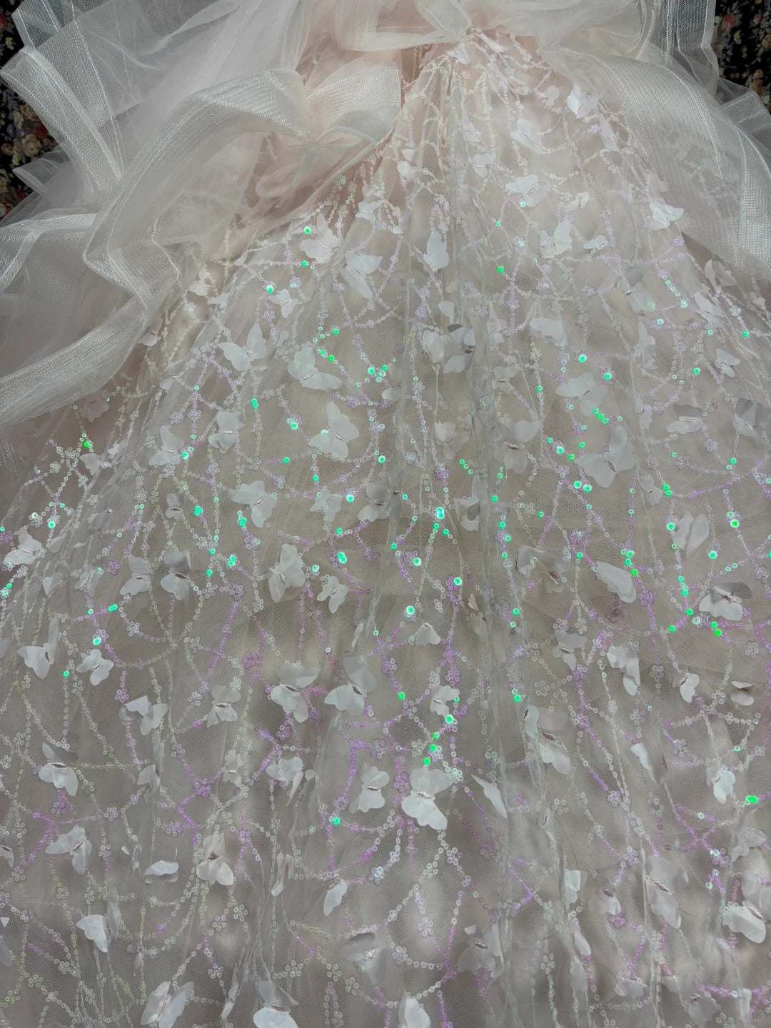 Fabulous Off-Shoulder A-Line Formal Dresses 3D Butterflies Sequins Appliques Beaded Tulle Prom Dress AP2462