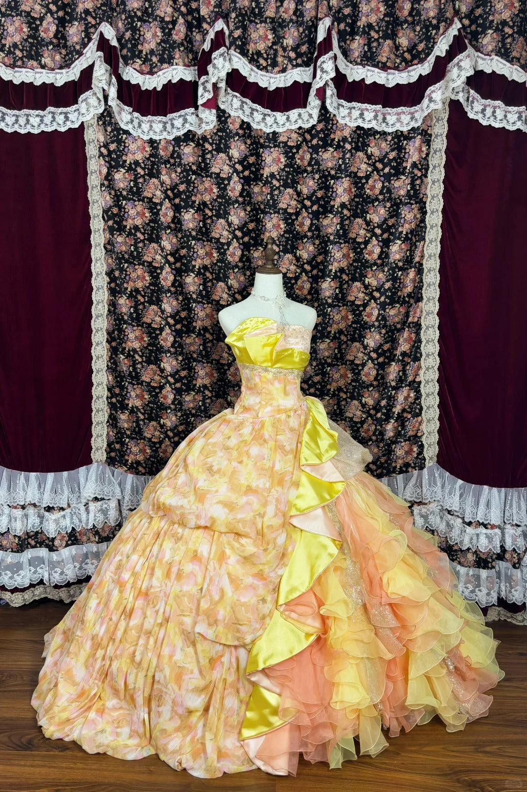 Romantic Strapless A-Line Formal Dresses Sequins Beaded Ruffled Tulle Prom Dress AP2463