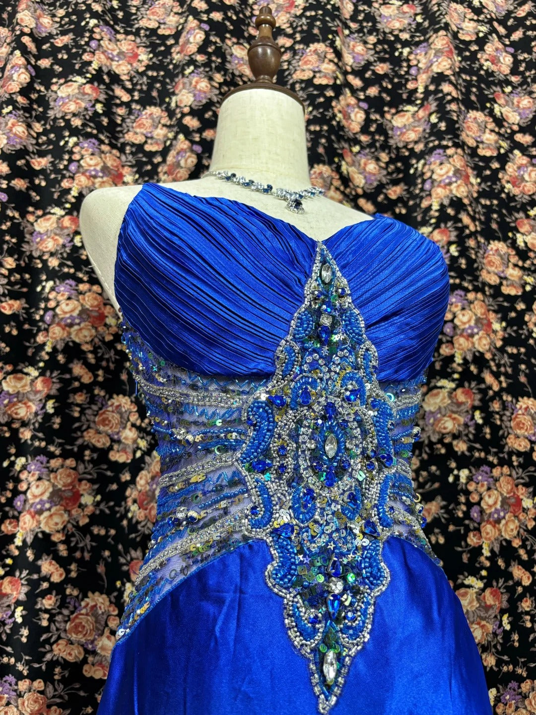 Fantastic Spaghetti Strap Sheath Evening Gowns Sequins Rhinestone Beading Blue Prom Dress AP2468