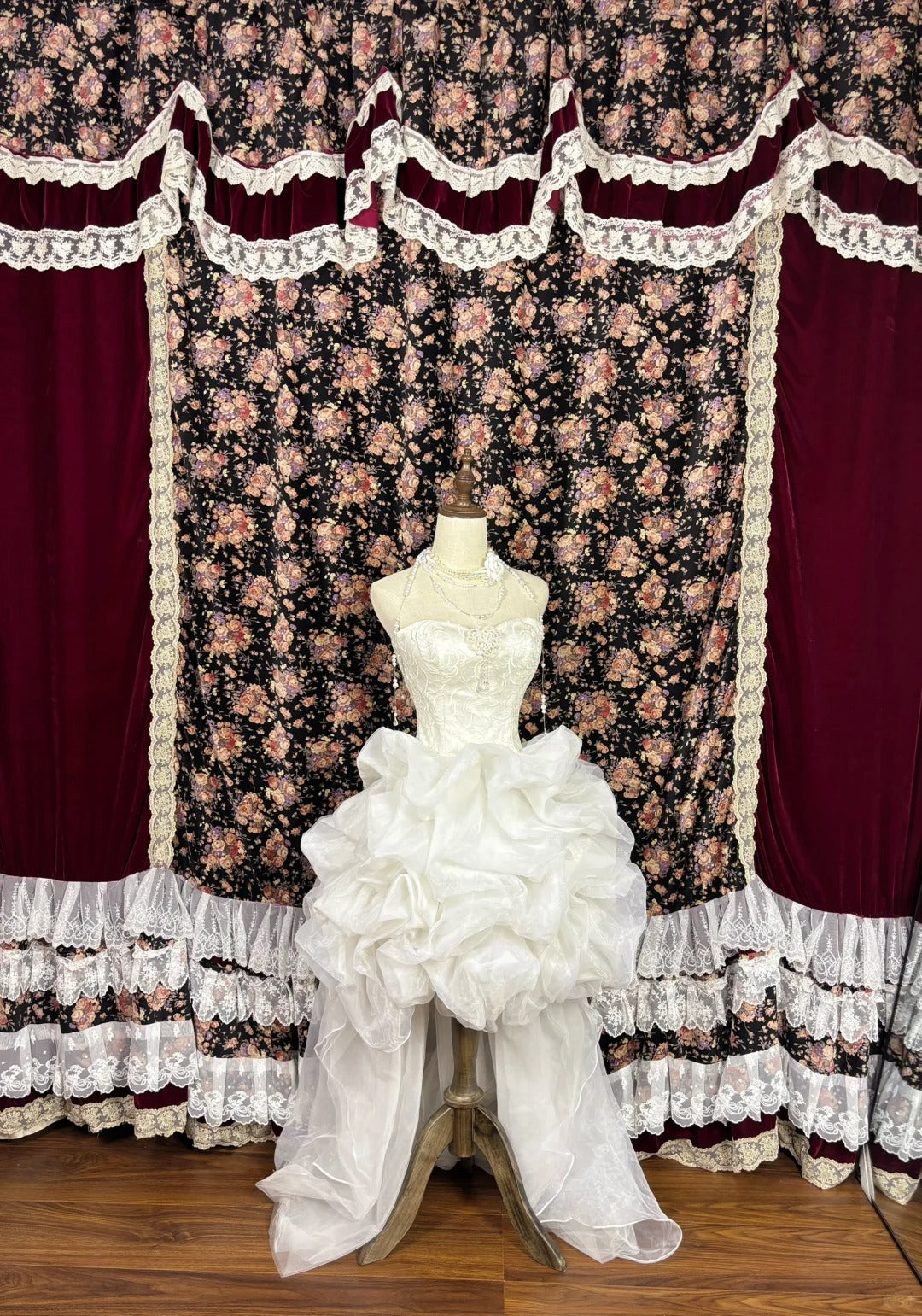 Luxury A-Line Strapless Short Birthday Dresses Sequins Beading Homecoming Dress AP2486