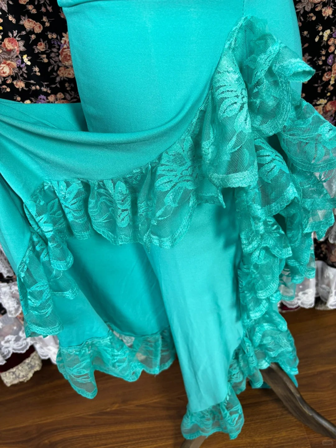 Glam Sheath Halter Neck Evening Gowns Lace Hi-Lo Hem Backless Ruched Prom Dress AP2489