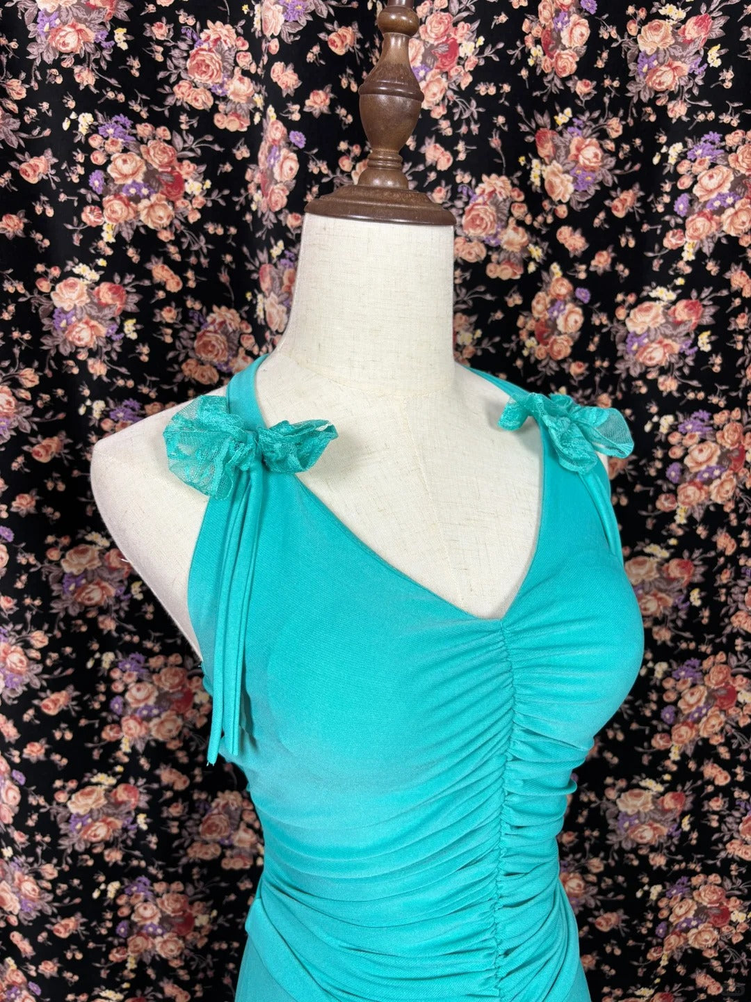 Glam Sheath Halter Neck Evening Gowns Lace Hi-Lo Hem Backless Ruched Prom Dress AP2489