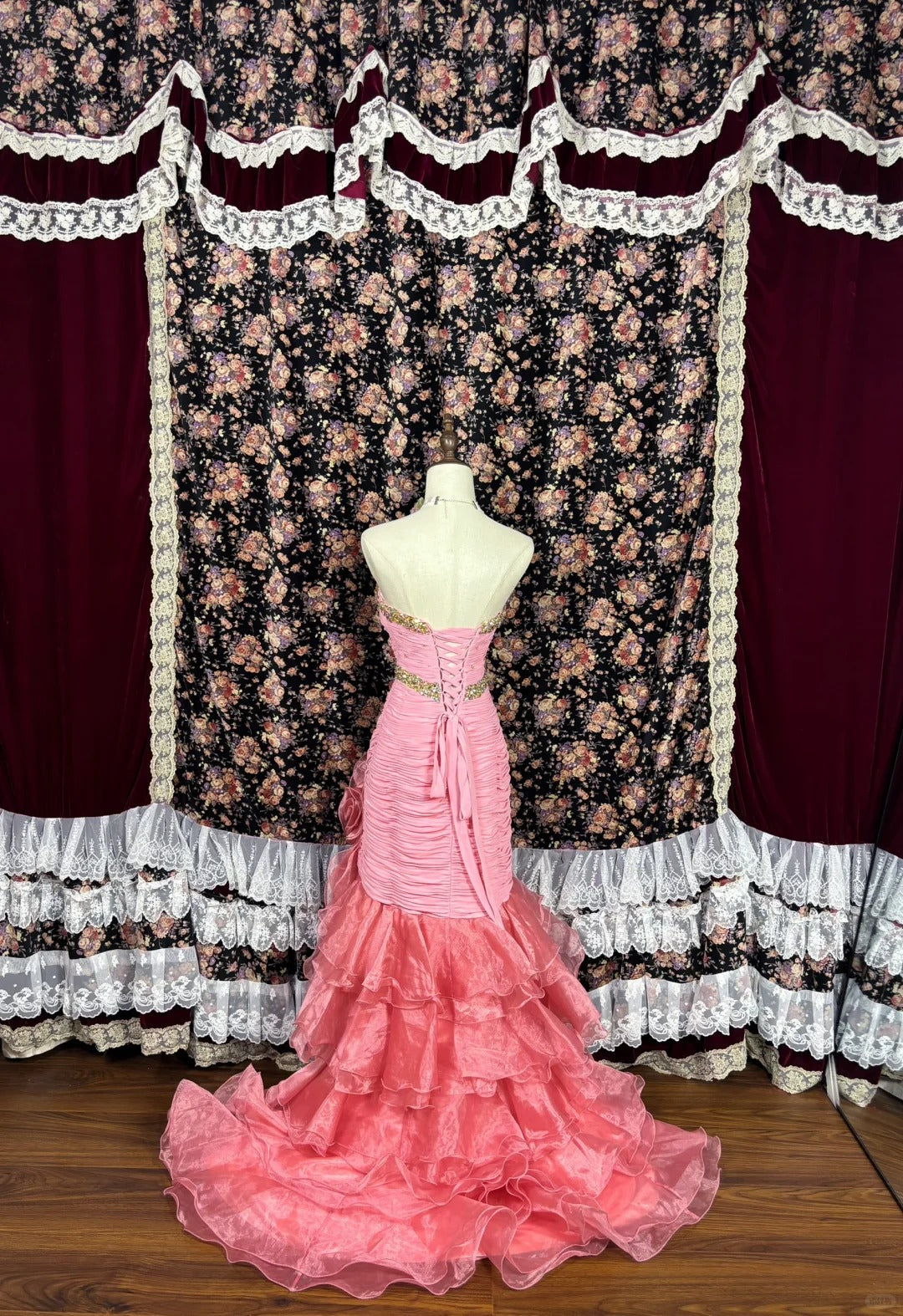 Glamorous Strapless Mermaid Pleated Evening Gowns Rhinestone Ruffled Tulle Slit Prom Dress AP2491