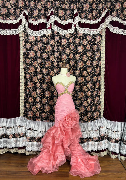 Glamorous Strapless Mermaid Pleated Evening Gowns Rhinestone Ruffled Tulle Slit Prom Dress AP2491