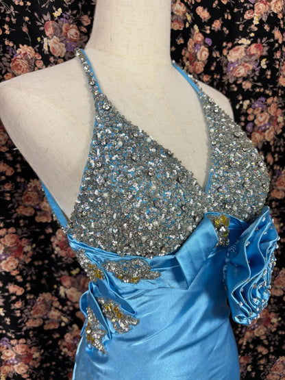 Charming Sheath Halter Neck Evening Gowns Sequins Beaded Handmade Flower Rhinestone Prom Dress AP2497