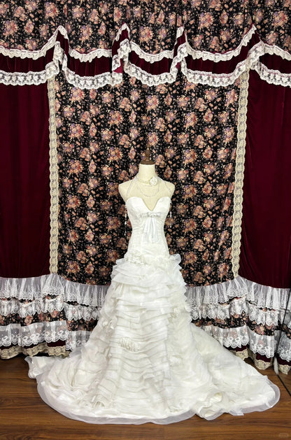 Cute A-Line Strapless Tiered Tulle Bridal Gowns Applique Beading Handmade Flowers Wedding Dress AP2499