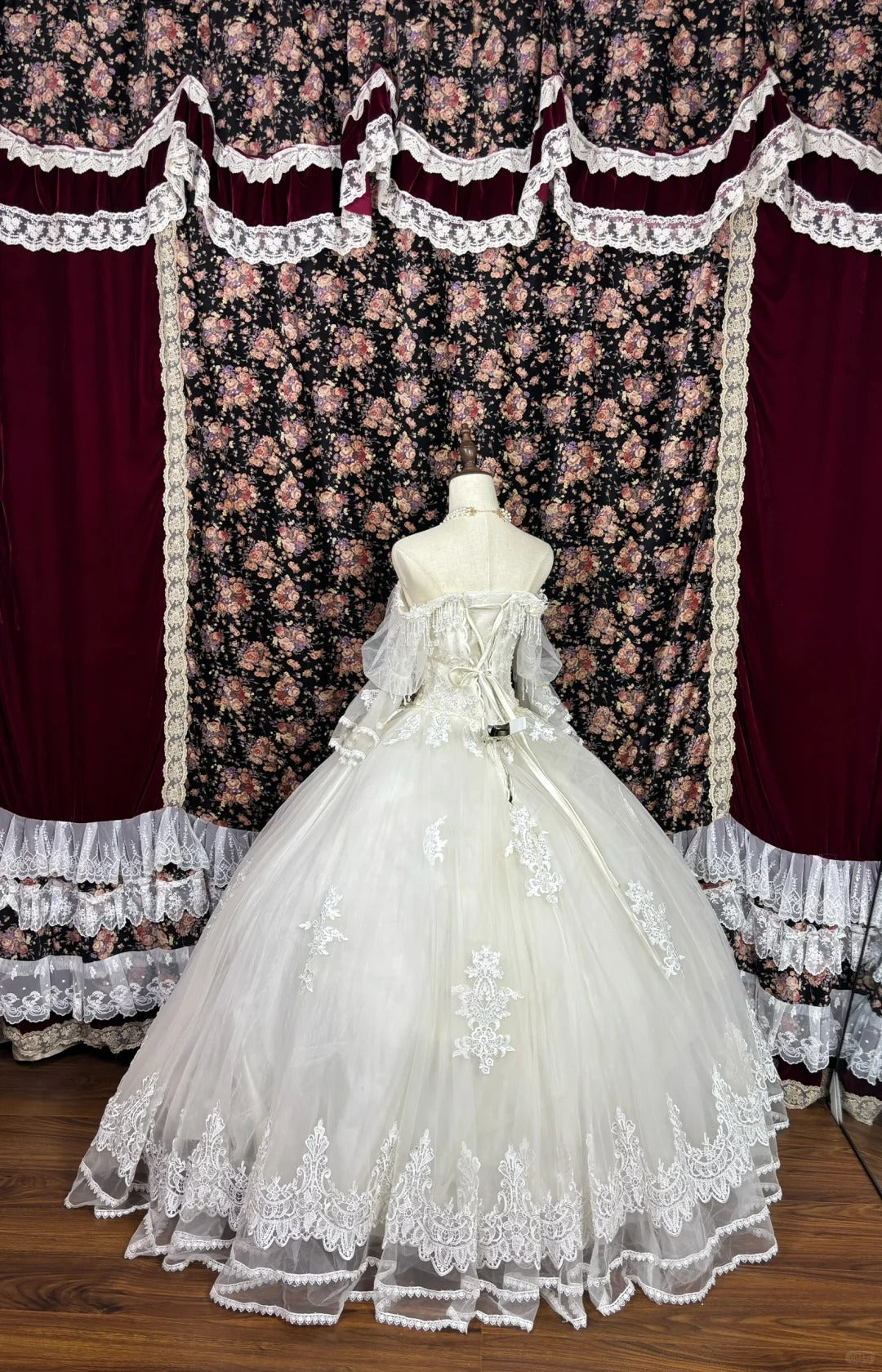 Luxurious Off-Shoulder A-Line Bridal Gowns Tulle Sleeve Beading Tassel Pearls Sequins Wedding Dress AP2524