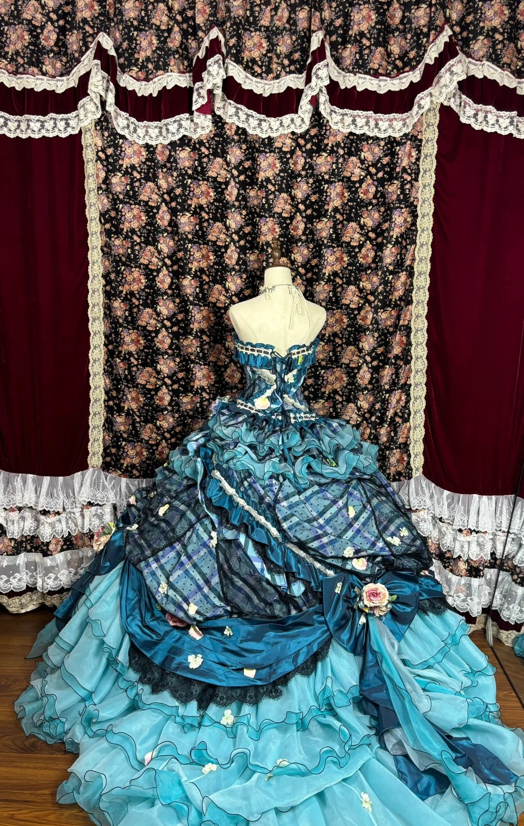 Vibrant Strapless A-Line Plaid Evening Dresses Handmade Flowers Bow Lace Prom Dress AP2531