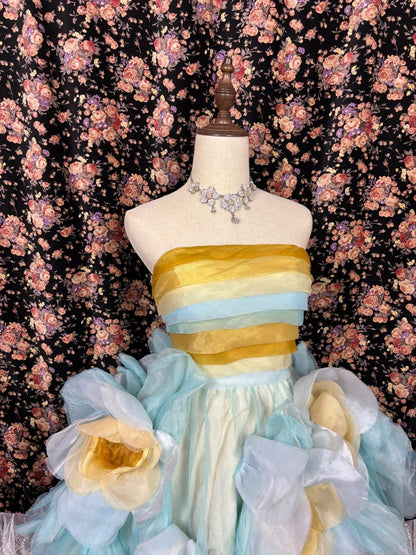 Fashionable Strapless A-Line Birthday Outfits Handmade Flowers Pleated Homecoming Dress AP2534