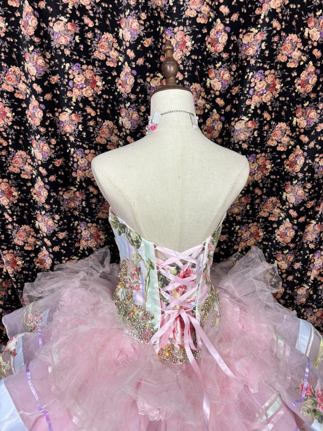 Dramatic Strapless A-Line Tiered Evening Dresses Handmade Flowers Beaded Crystals Applique Prom Dress AP2535