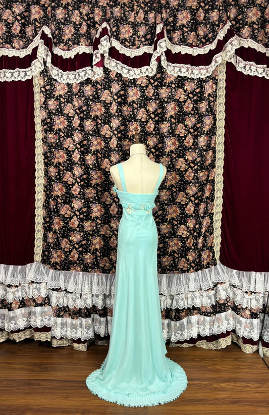 Gorgeous Spaghetti Strap Sheath Evening Gowns Ruffles Slit Appliques Beaded Prom Dress AP2537