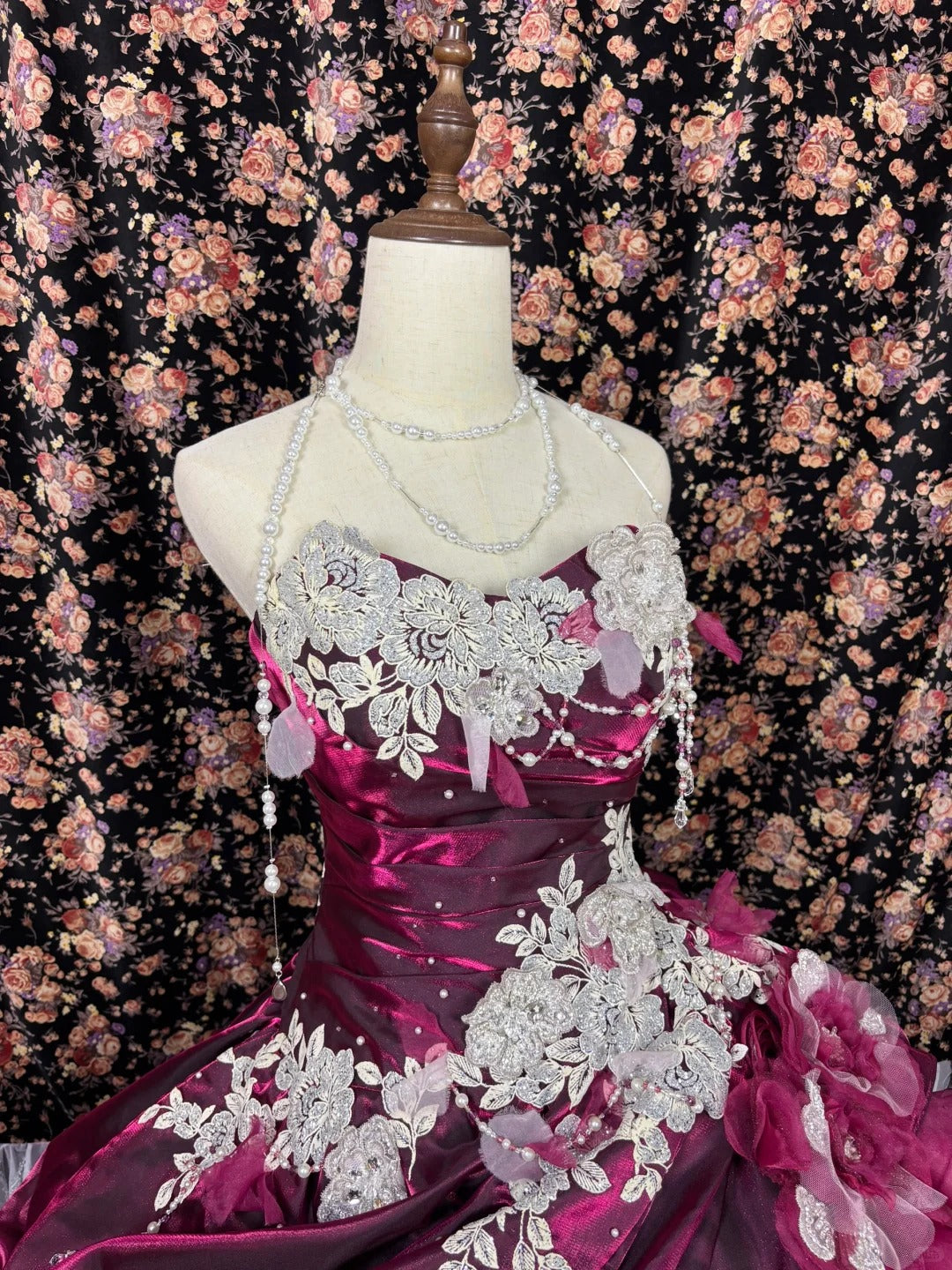 Alluring Strapless A-Line Evening Dresses Ruffled Tulle Handmade Flowers Beading Applique Sequins Prom Dress AP2538